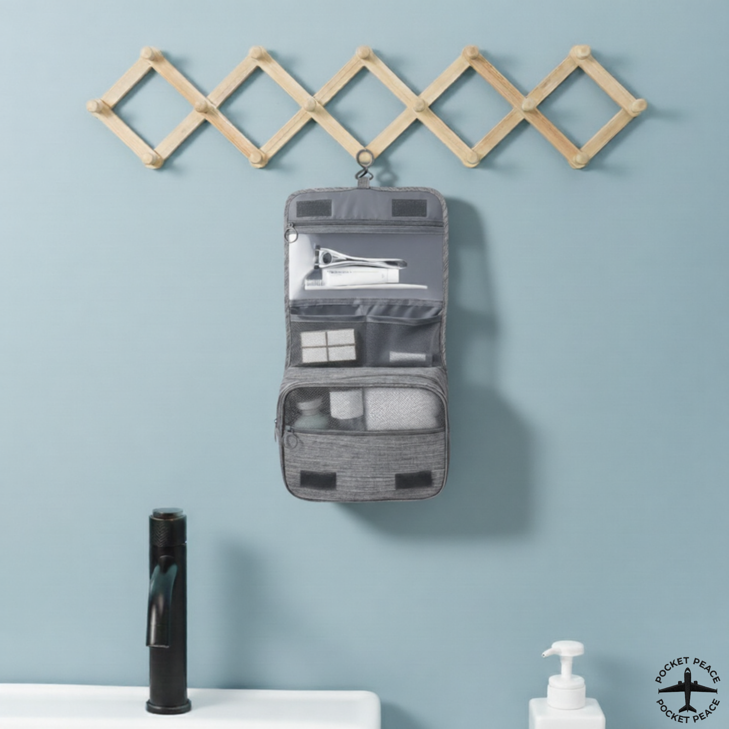 Pocket Hanger - Toiletry Bag